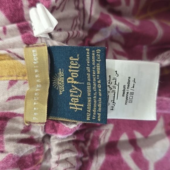 EUC Pottery Barn Teen Harry Potter Pajama Set size M - Picture 4 of 5